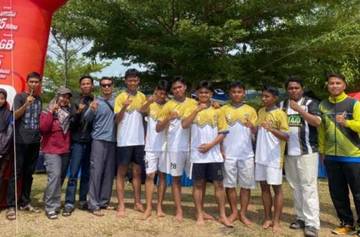MAN Karimun Raih Harapan 1 Lomba Dayung Danlanal