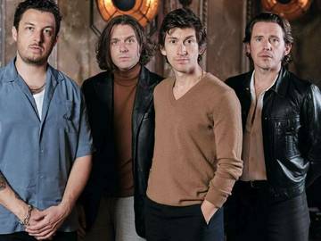 Arctic Monkeys Pastikan Tetap Bermusik