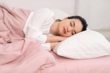 Pilihan Posisi Tidur yang Baik untuk Pernapasan    