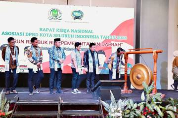 Wali Kota Batam Buka Rakernas ADEKSI 2026