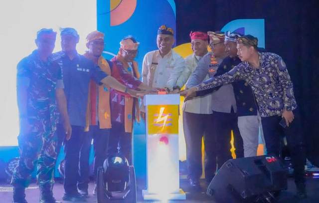 Listrik 24 Jam Hadir di Kecamatan Talaga Raya