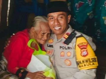 Polsek Wabula Gelar Bakti Sosial Ramadan, Bagikan Sembako