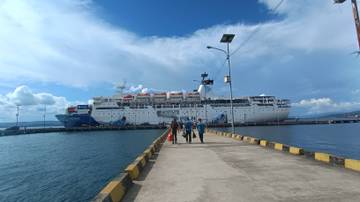 Jumlah Penumpang Pelni di Pelabuhan Baubau Turun Selama Angleb 2025