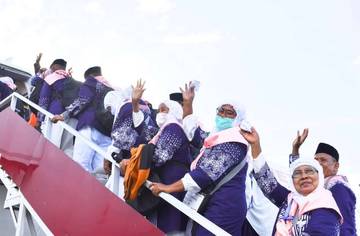 JCH Enam Daerah Terbang Nyaman dari Bandara Betoambari