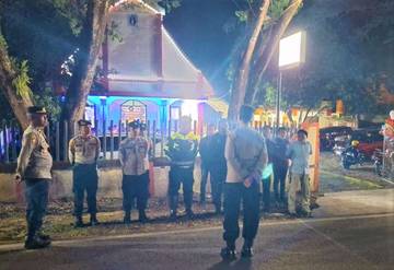 Pam Polres Buton Intensifkan Patroli Gereja Jelang Nataru
