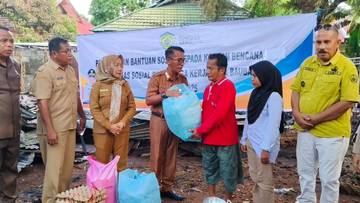 Pemkot Baubau Salurkan Bantuan Korban Kebakaran di Lamangga
