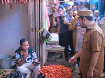 Jelang Ramadan, Pemkab Buton Sidak Pasar Tradisional   
