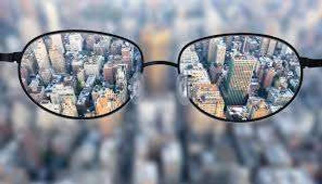 Apakah Mata Minus Bisa Disembuhkan? Cek Faktanya