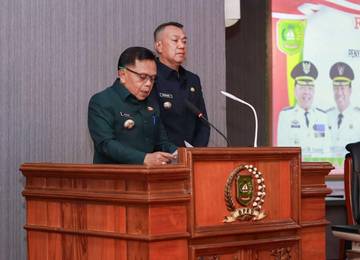 Bupati Meranti Sampaikan Pidato Perdana di Paripurna DPRD