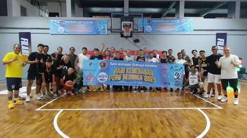 Turnamen Basket Wartawan dan Artis Meriahkan Hari Pers