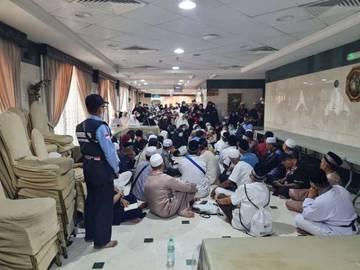 Jemaah Haji Bengkalis Tiba Selamat Di Madinah