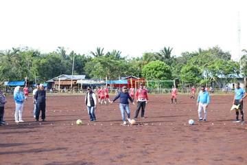 106 Klub Meriahkan Open Turnamen Kampung Balak