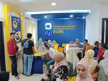 Antrian di Kantor Pelayanan Penyuluhan Konsultasi Perpajakan Bengkalis