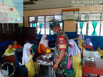 Babinsa Dampingi Program Makan Sehat