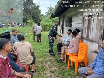 Babinsa Rupat Perkuat Komsos di Batu Panjang