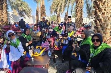 Hadiah Madu Sehat Warnai Umroh Akbar Arminareka