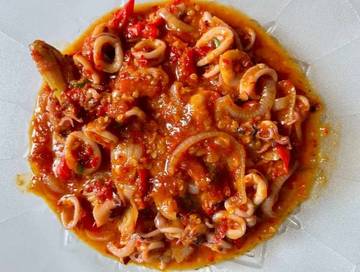 Cumi Saus Padang, Pedas, Lezat Bikin Jatuh Cinta 