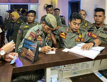 Satpol PP Bengkalis Razia Hotel, Enam Pasang Diamankan