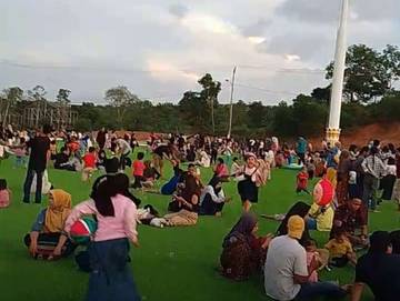 Katanya Ekonomi Menurun, Mengapa Masyarakat Tetap Liburan?