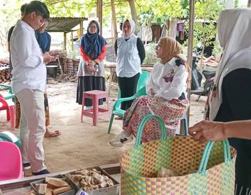 ESD Minta Pemerintah Membina Pelaku Usaha Super Mikro