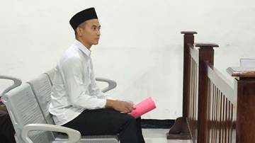 Diduga Korupsi Dana CSR PLN, Pembina Yayasan Diadili