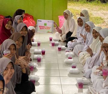Santri LKSA Ar Rohmah  Bukber  Laznas BMH Bengkulu