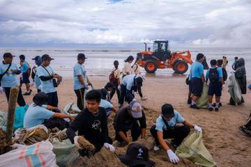 Menpar Serukan Kolaborasi untuk Wisata Bersih dan Sehat