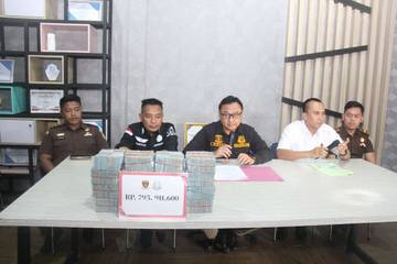 Mantan Sekwan dan Bendahara DPRD Bengkulu Utara Ditahan
