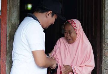 Warga Enggano Keluhkan Transportasi Dan Ekonomi Ke Bupati