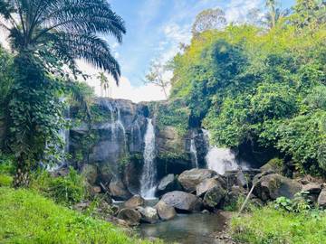 Air Terjun Panembang, Permata Tersembunyi di Bengkulu Tengah
