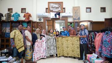Ikon Hari Batik Nasional 2025