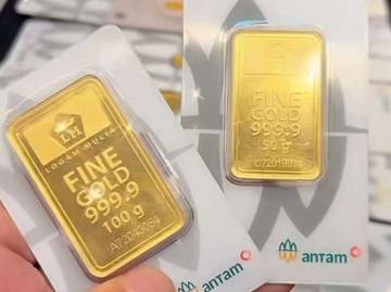 Rekor Emas, Jual atau Tahan? Ini Kata Analis