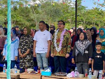 Igor Dorong Penguatan Soft Skill Peserta English Camp 