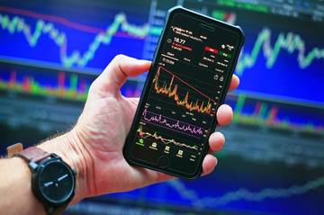 Generasi Muda Kuasai Transaksi Saham di Platform Online