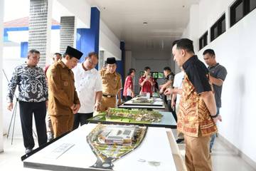 Walikota Bengkulu Tantang Mahasiswa UNIB Desain Masjid Terapung