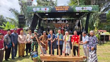 Bupati Fikri Buka Festival Bhumi Belirang 2025