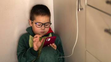 Darurat Perlindungan Anak di Ruang Digital