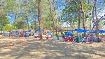 Pedagang Mengeluh, Taman Pantai Berkas Semakin Sepi