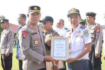 Polres Seluma Berikan Penghargaan Pengamanan Nataru