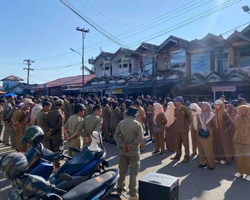 Satpol PP Bengkulu Gelar Apel Keliling Tertibkan Pedagang 