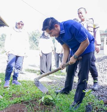 Wabup RL Hadiri Penanaman Pohon Mahasiswa FISIPOL Unihaz