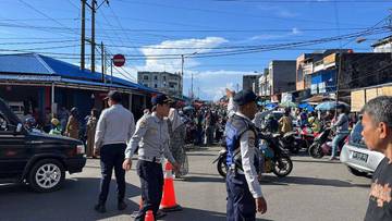 Pasca Penertiban :Pedagang Pasar Panorama Keluhkan Pungutan Lapak  
