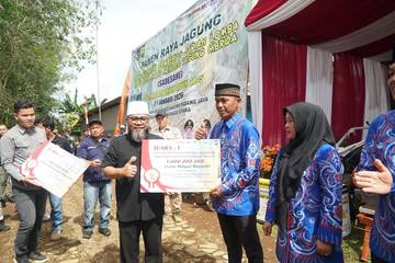 Tanah Hitam Juara 1 Program SADESAHE