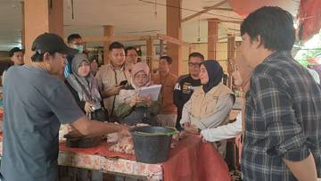 Jelang Ramadhan DISPERINDAGKOP Kaur Pantau Harga Bapok
