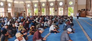 Pemkot Bengkulu Salurkan 1.569 Paket Sembako untuk Mustahik