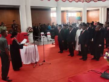 Sebanyak 25 Anggota DPRK Supiori Resmih Dilantik 