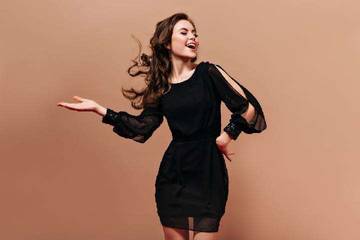 Kenapa Orang Senang Pakai Baju Hitam ketika Usia Menua