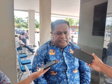 Pemda Supiori Bangun 43 BTS Masyarakat Nikmati Internet