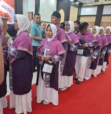 Jemaah Haji Biak Numfor Bertolak Ke Arab Saudi