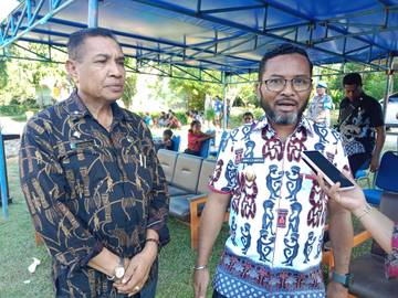 Pesan Wabup Biak di HUT SMAN 1 Warsa